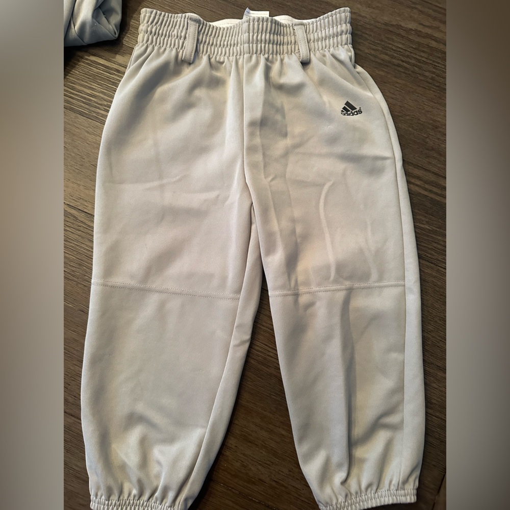 Adidas baseball/softball knickers pants
